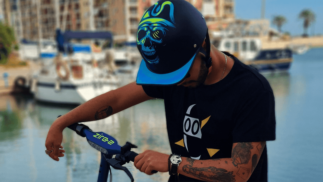 Casco patinete electrico AF SCOOTERS venta de patinetes electricos, accesorios, recambios, baterías, taller reparación