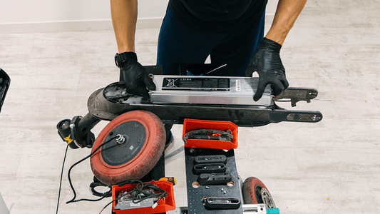 Homologacion DGT AF SCOOTERS venta de patinetes electricos, accesorios, recambios, baterías, taller reparación