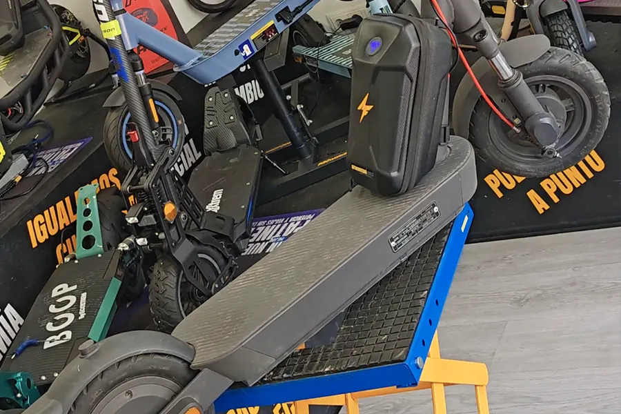 Fabricación de batería de litio a medida para patinete eléctrico en AF SCOOTERS